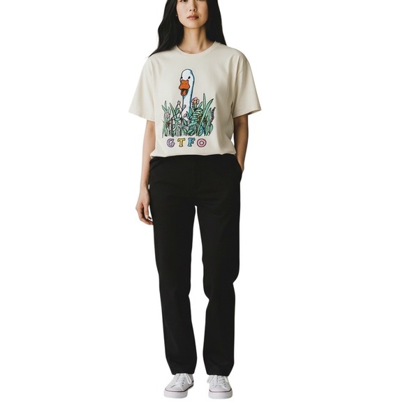 Hot Topic Tops - Hot Topic Threadless GTFO Goose Flower Graphic Tee Cream Medium Popcorn Punk